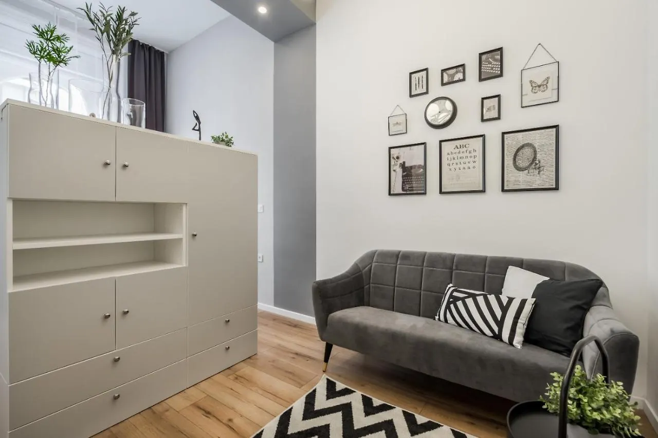 E32 - Oktogon Panorama Suite - Best Location - By Bqa Hungary