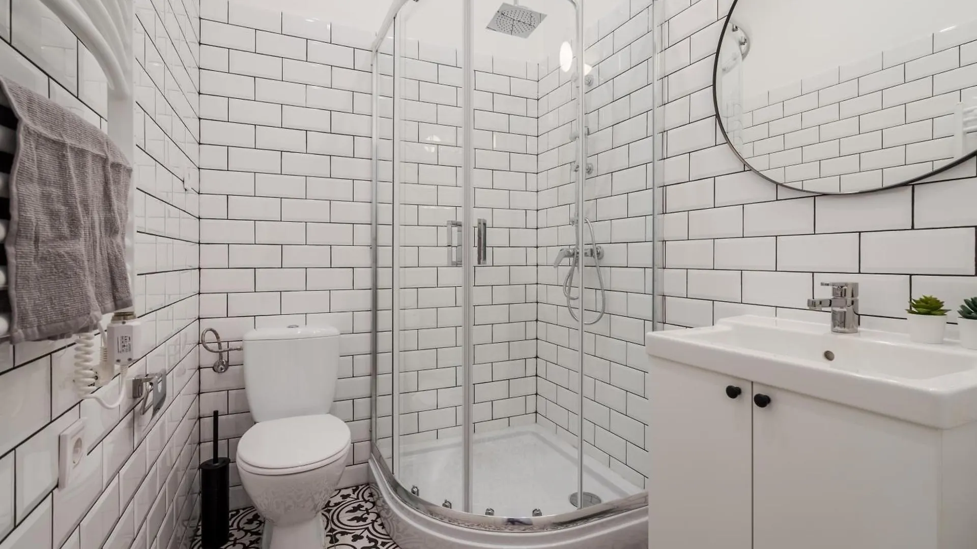 E32 - Oktogon Panorama Suite - Best Location - By Bqa Apartament Budapeszt